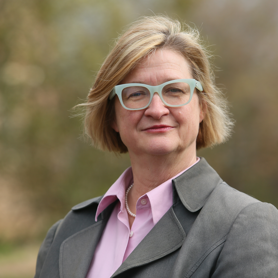 Elizabeth Losh headshot